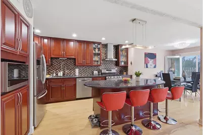 425 E Grouse Lane, Deerfield, IL 60015 - Photo 2