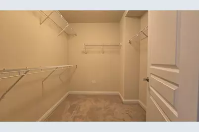 101 Pointe Drive #302, Northbrook, IL 60062 - Photo 10