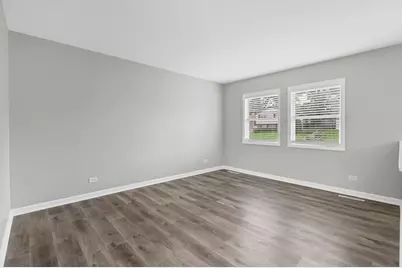 1022 Villa Vista Drive, Round Lake Beach, IL 60073 - Photo 6