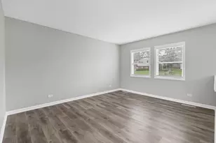 1022 Villa Vista Dr, Round Lake Beach, IL 60073 - Photo 6