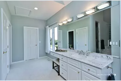 29051 N Cleek Court, Mundelein, IL 60060 - Photo 22