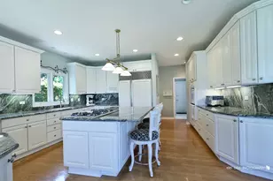 29051 N Cleek Ct, Mundelein, IL 60060 - Photo 14