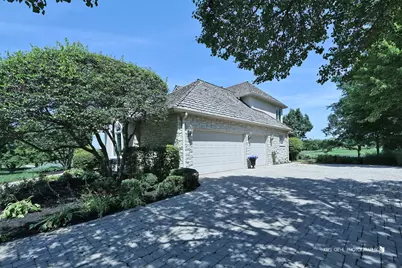 29051 N Cleek Court, Mundelein, IL 60060 - Photo 6