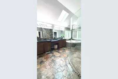 2104 Westover Road, North Aurora, IL 60542 - Photo 24