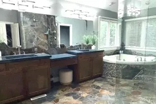 2104 Westover Rd, North Aurora, IL 60542 - Photo 24