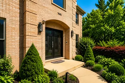 1685 Marion Street, Roselle, IL 60172 - Photo 8