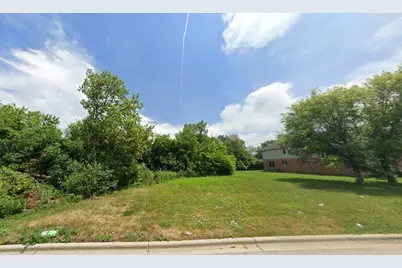 575 N Chestnut Street, Addison, IL 60101 - Photo 2