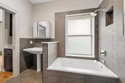 6829 S Constance Avenue, Chicago, IL 60649 - Photo 14