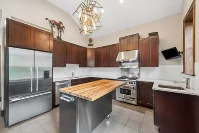 6829 S Constance Avenue, Chicago, IL 60649 - Photo 8