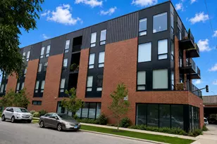 3953 W Dakin St, Chicago, IL 60618 - Photo 1