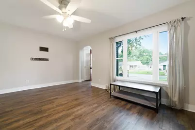 396 N Blaine Avenue, Bradley, IL 60915 - Photo 2