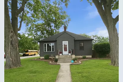 396 N Blaine Avenue, Bradley, IL 60915 - Photo 1