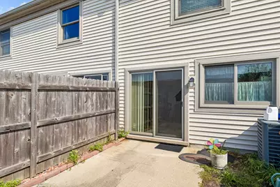1753 Bristol Walk #1753, Hoffman Estates, IL 60169 - Photo 10