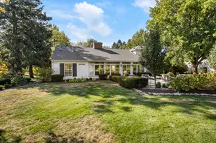7 Greencroft Dr, Champaign, IL 61821 - Photo 38