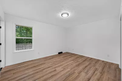 5011 Trafford Drive, Loves Park, IL 61111 - Photo 10