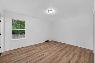5011 Trafford Dr, Loves Park, IL 61111 - Photo 10