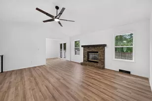 5011 Trafford Dr, Loves Park, IL 61111 - Photo 4