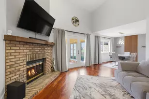 1729 Pebble Beach Ct, Hoffman Estates, IL 60169 - Photo 4