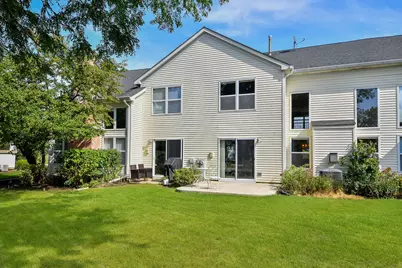 1004 Charlestowne Drive, West Chicago, IL 60185 - Photo 14