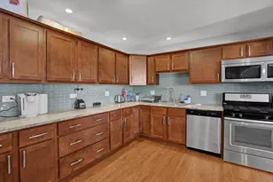 935 E 169th St, South Holland, IL 60473 - Photo 24