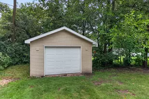 613 Magnolia Ln, Ottawa, IL 61350 - Photo 8