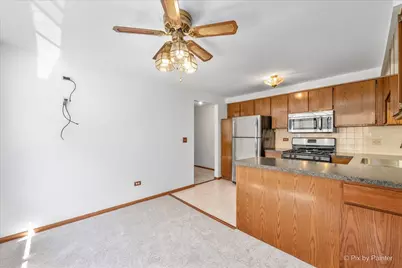 5312 W Windsor Avenue #2W, Chicago, IL 60630 - Photo 8