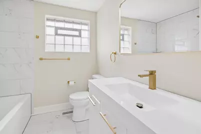 2121 W 71st Place, Chicago, IL 60636 - Photo 18