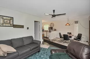 30235 S Readman Ln, Wilmington, IL 60481 - Photo 12