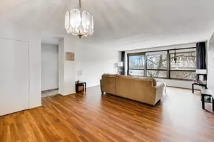 5050 S East End Ave, Chicago, IL 60615 - Photo 6