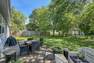 810 N 4th St, Saint John, IL 61873 - Photo 46