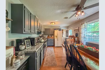 810 N 4th Street, Saint John, IL 61873 - Photo 20