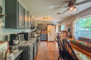 810 N 4th St, Saint John, IL 61873 - Photo 20