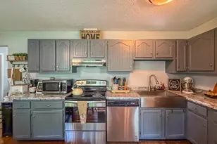 810 N 4th St, Saint John, IL 61873 - Photo 24