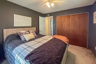 810 N 4th St, Saint John, IL 61873 - Photo 32