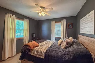 810 N 4th St, Saint John, IL 61873 - Photo 30