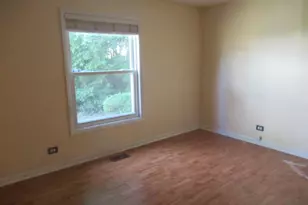 2214 Brittany Ct, Schaumburg, IL 60194 - Photo 8