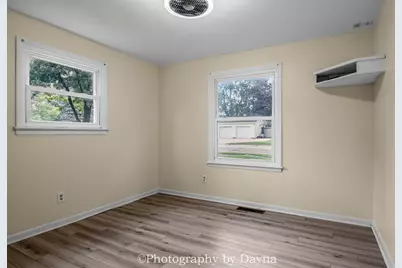 18 N West Avenue, Bourbonnais, IL 60914 - Photo 10