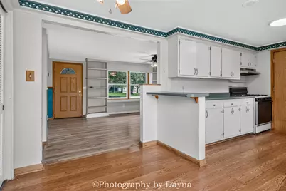 18 N West Avenue, Bourbonnais, IL 60914 - Photo 8
