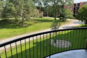 1515 E Central Rd, Arlington Heights, IL 60005 - Photo 10