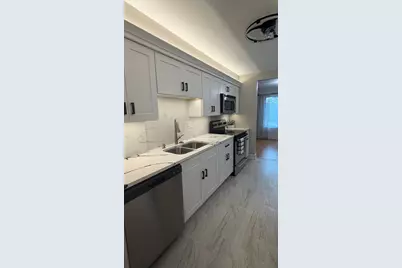 1515 E Central Road #258A, Arlington Heights, IL 60005 - Photo 12