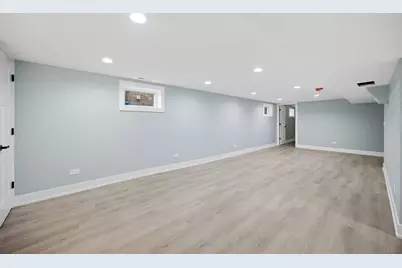 9243 S Francisco Avenue, Evergreen Park, IL 60805 - Photo 34
