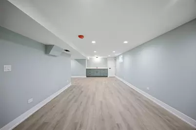 9243 S Francisco Avenue, Evergreen Park, IL 60805 - Photo 26