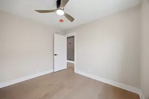 9243 S Francisco Ave, Evergreen Park, IL 60805 - Photo 20
