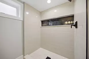 9243 S Francisco Ave, Evergreen Park, IL 60805 - Photo 36