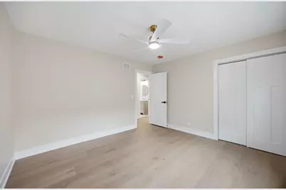 9243 S Francisco Avenue, Evergreen Park, IL 60805 - Photo 22