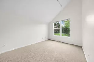710 Northgate Dr, Sycamore, IL 60178 - Photo 32