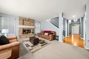 710 Northgate Dr, Sycamore, IL 60178 - Photo 2