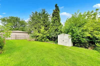 75 Ridgewood Road, Elk Grove Village, IL 60007 - Photo 20