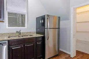 1355 W Walton St, Chicago, IL 60642 - Photo 6
