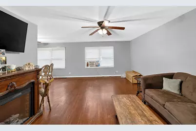 15413 Ridgeland Avenue, Oak Forest, IL 60452 - Photo 8